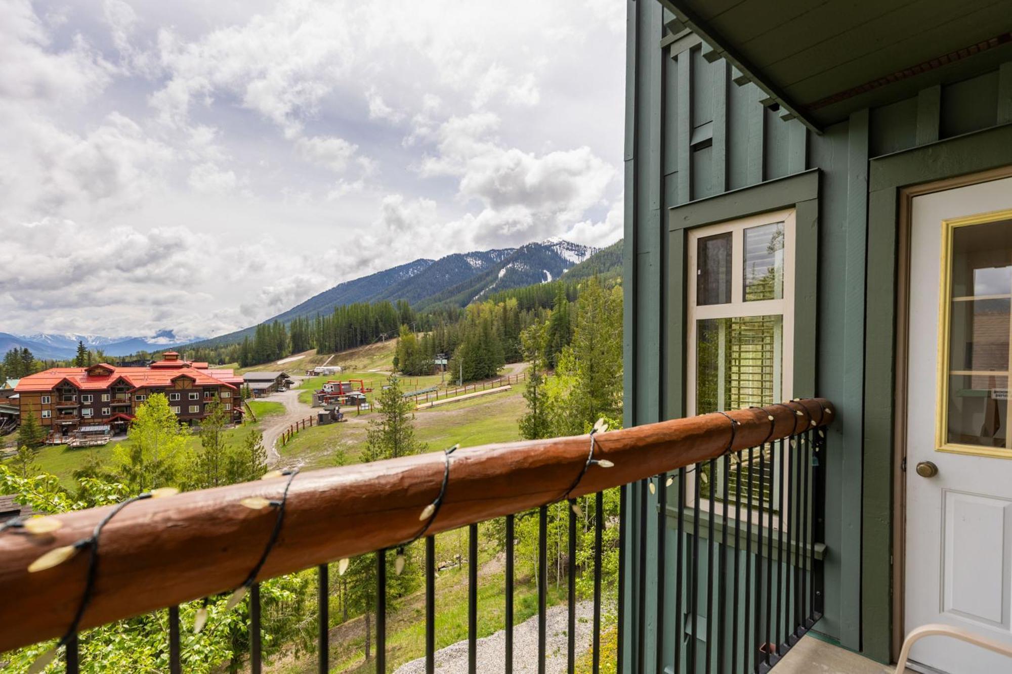 Snow Creek Lodge By Fernie Central Reservations Exterior foto